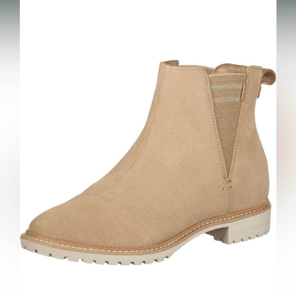TOMS Womens Cleo Round Toe water resistant dessert tan suede boots size …